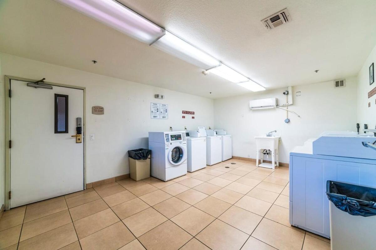 Metro Phx 1Bd Exterior Entry With Heated Pool, Bbq, Dog Park, Bbq Pets Allowed Phoenix Exterior photo